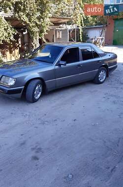 Седан Mercedes-Benz E-Class 1994 в Миколаєві