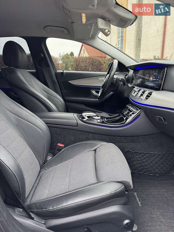 Седан Mercedes-Benz E-Class 2016 в Тернополе