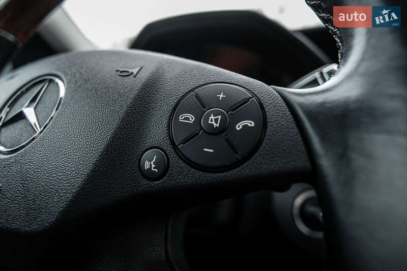 Седан Mercedes-Benz E-Class 2009 в Львове