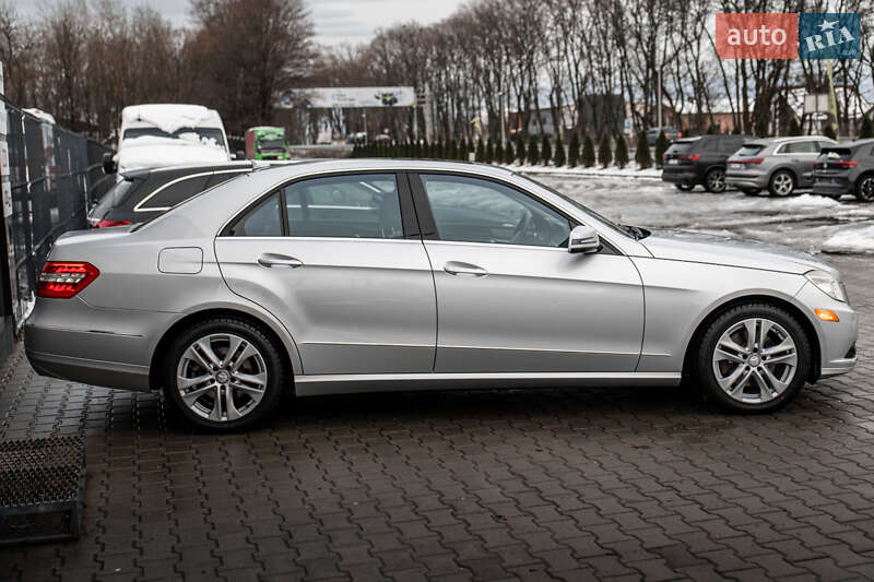 Седан Mercedes-Benz E-Class 2009 в Львове