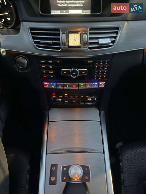 Седан Mercedes-Benz E-Class 2013 в Киеве