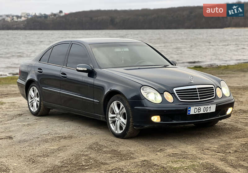 Mercedes-Benz E-Class 2002