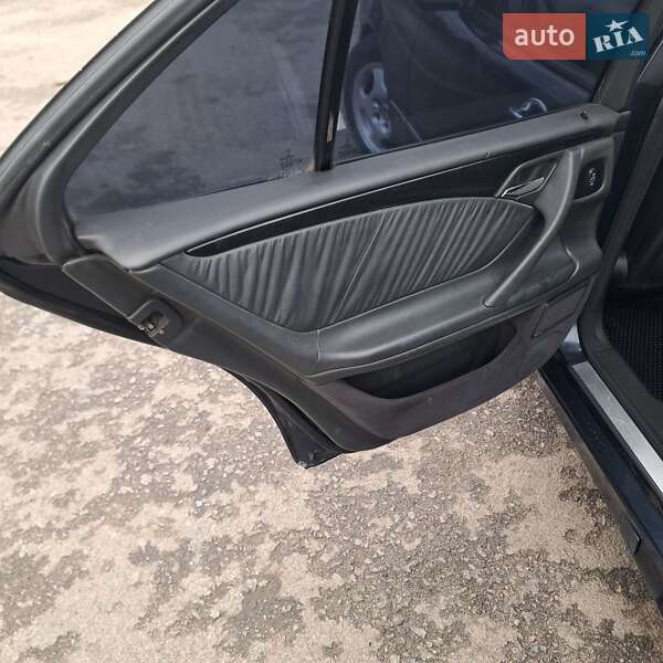 Седан Mercedes-Benz E-Class 2001 в Тульчині