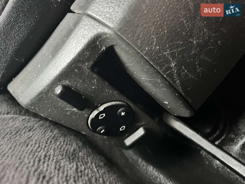 Седан Mercedes-Benz E-Class 2003 в Киеве фото 24 Седан Mercedes-Benz E-Class 2003 в Киеве