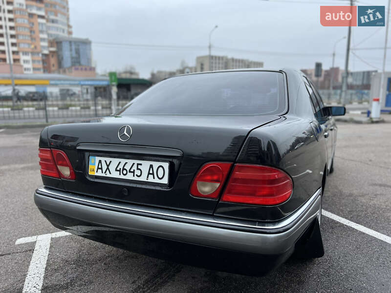 Седан Mercedes-Benz E-Class 1998 в Харькове