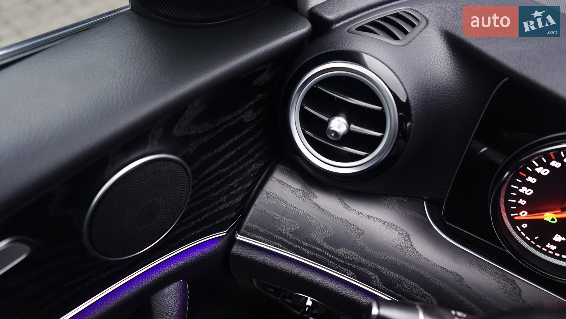 2020 Mercedes-Benz E-klasse - мініатюра 24