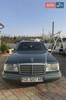 Седан Mercedes-Benz E-Class 1994 в Чернівцях