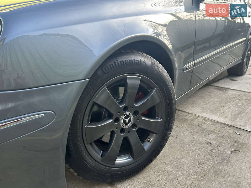 Седан Mercedes-Benz E-Class 2008 в Ужгороді