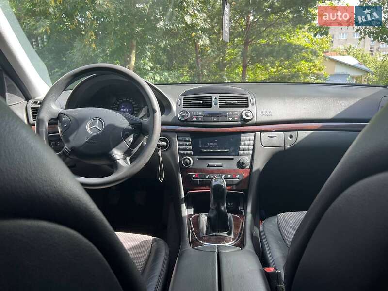 Седан Mercedes-Benz E-Class 2005 в Самборі фото 14 Седан Mercedes-Benz E-Class 2005 в Самборі
