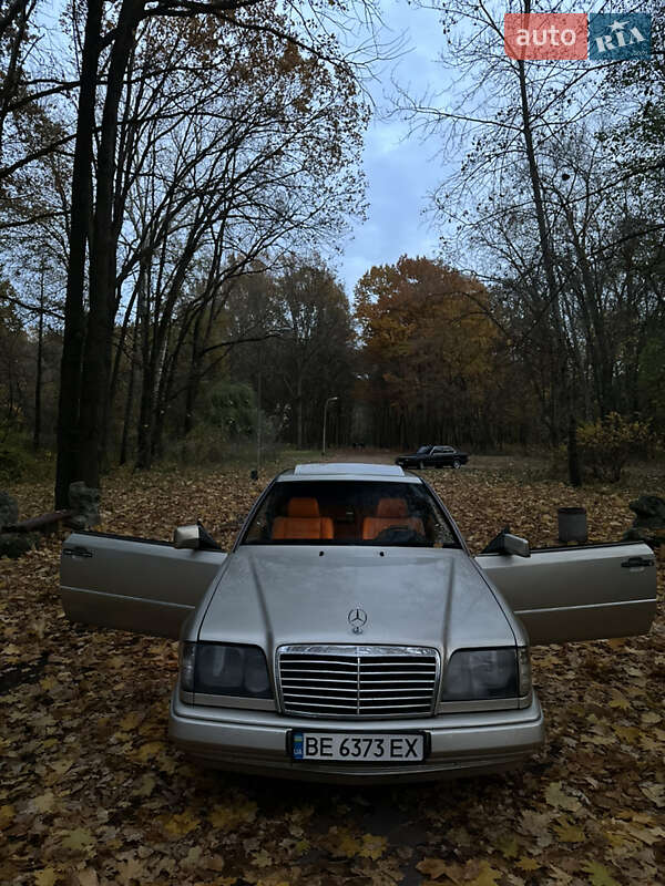 Купе Mercedes-Benz E-Class 1992 в Чернигове фото 13 Купе Mercedes-Benz E-Class 1992 в Чернигове