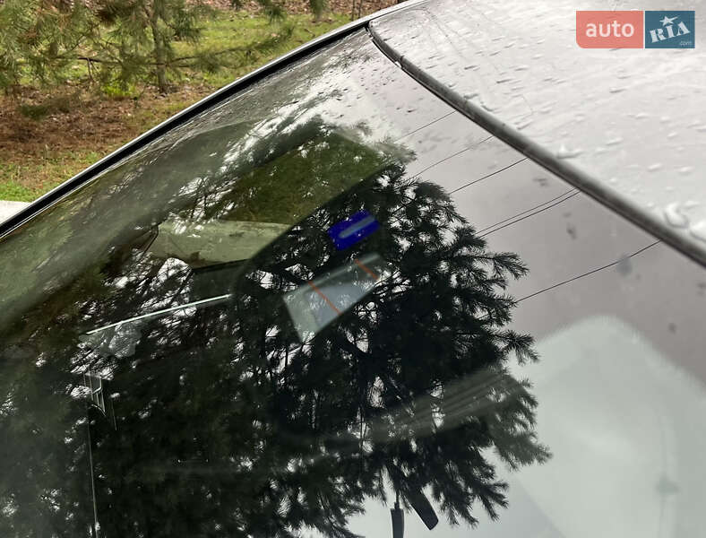 Седан Mercedes-Benz E-Class 2011 в Киеве фото 16 Седан Mercedes-Benz E-Class 2011 в Киеве