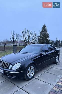 Седан Mercedes-Benz E-Class 2003 в Самборе