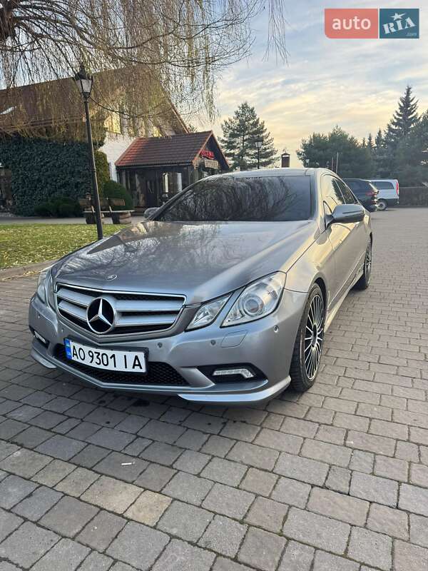 Mercedes-Benz E-Class 2009