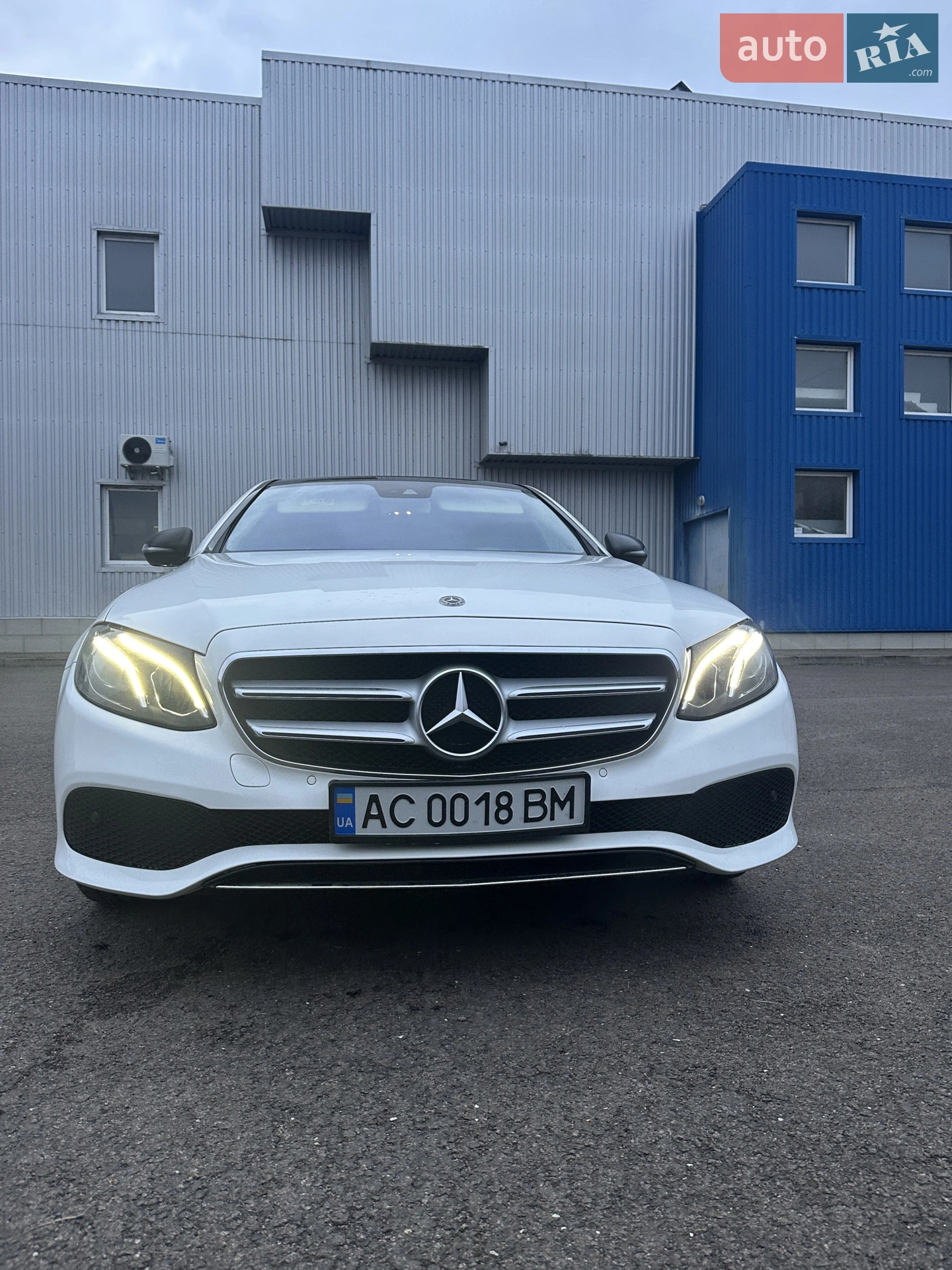 2016 Mercedes-Benz E-klasse - мініатюра 33