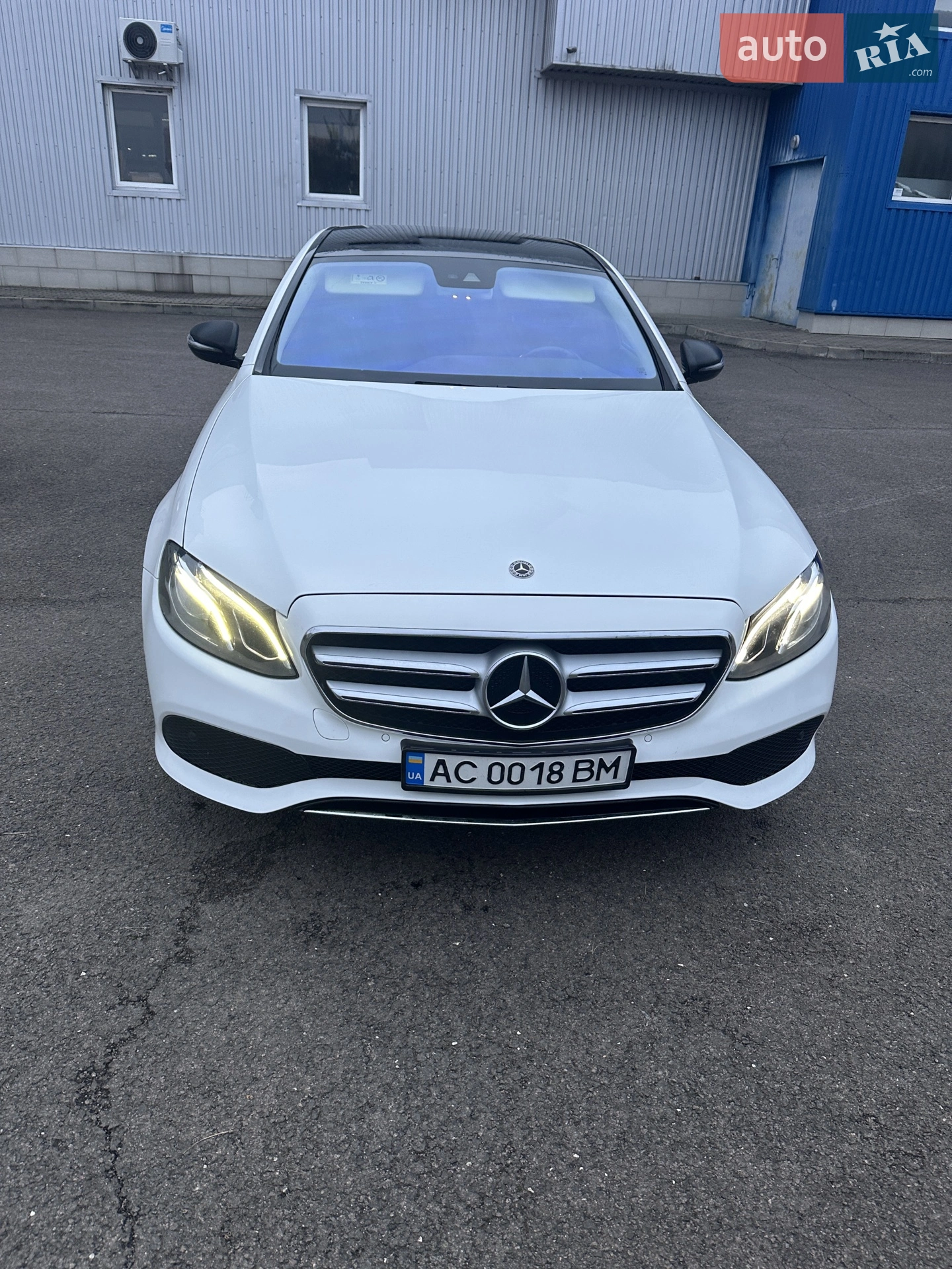 2016 Mercedes-Benz E-klasse - мініатюра 35