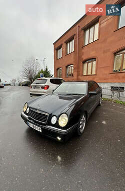 Седан Mercedes-Benz E-Class 1997 в Одесі