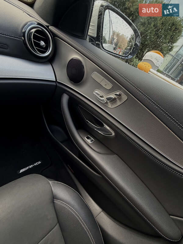 Седан Mercedes-Benz E-Class 2019 в Києві фото 12 Седан Mercedes-Benz E-Class 2019 в Києві