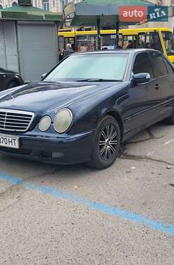Седан Mercedes-Benz E-Class 1999 в Ивано-Франковске