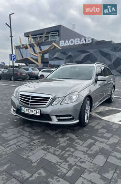 Універсал Mercedes-Benz E-Class 2011 в Луцьку