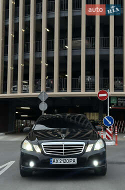 Седан Mercedes-Benz E-Class 2009 в Харькове