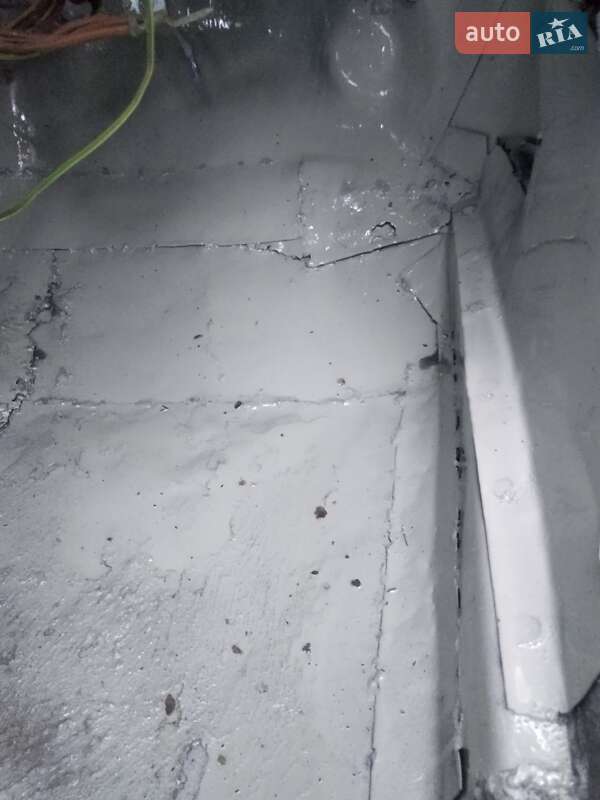 Седан Mercedes-Benz E-Class 1996 в Львові