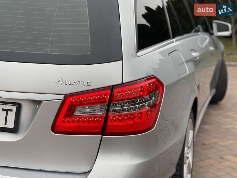 Универсал Mercedes-Benz E-Class 2012 в Ивано-Франковске