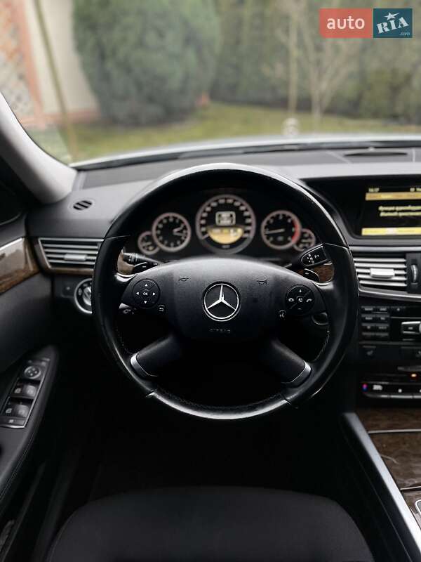 Универсал Mercedes-Benz E-Class 2012 в Ивано-Франковске