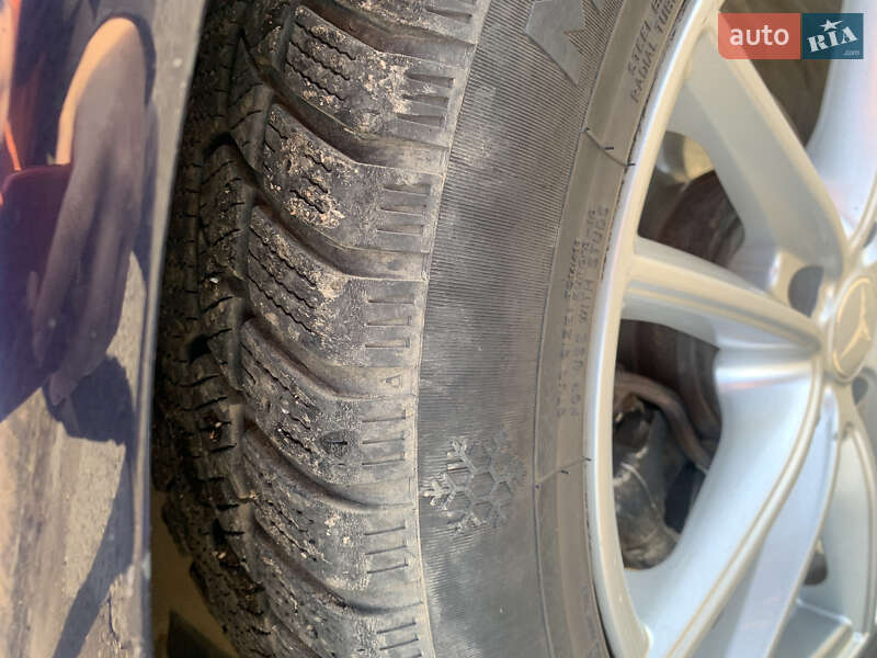 Седан Mercedes-Benz E-Class 2007 в Калуше