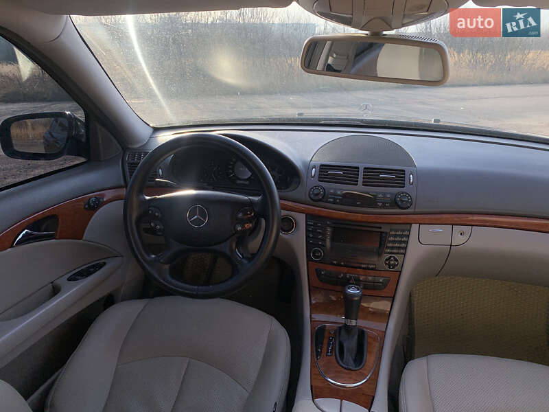 Седан Mercedes-Benz E-Class 2007 в Калуше