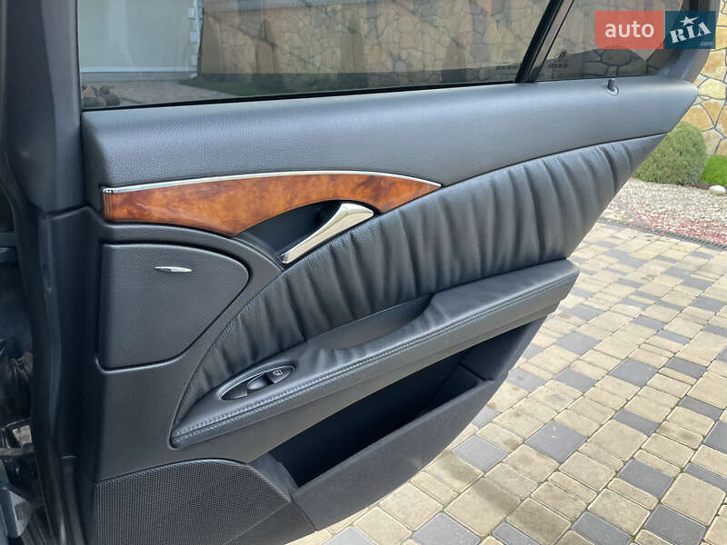 Седан Mercedes-Benz E-Class 2005 в Могилів-Подільському