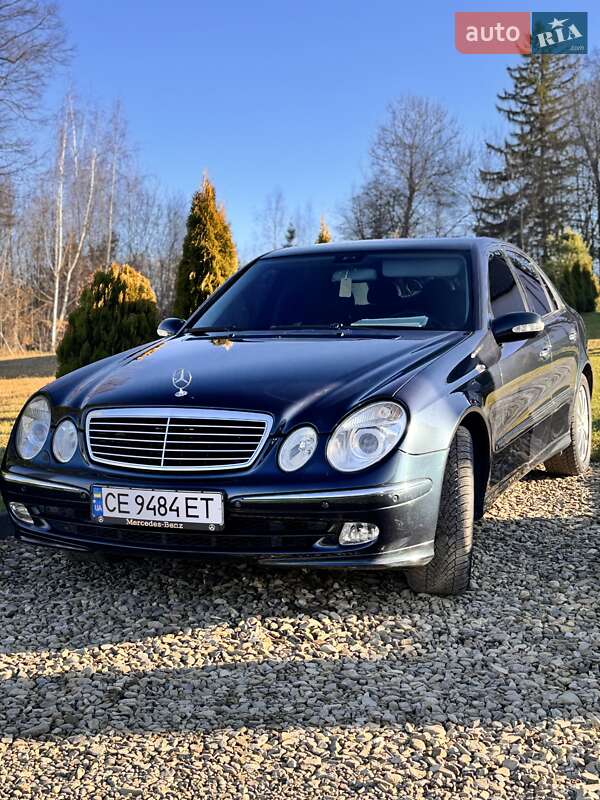 Mercedes-Benz E-Class 2004