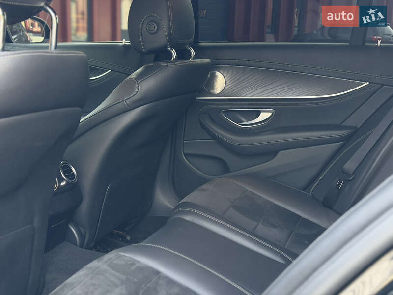 Седан Mercedes-Benz E-Class 2022 в Львові фото 19 Седан Mercedes-Benz E-Class 2022 в Львові