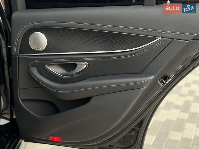 Седан Mercedes-Benz E-Class 2022 в Львові фото 22 Седан Mercedes-Benz E-Class 2022 в Львові