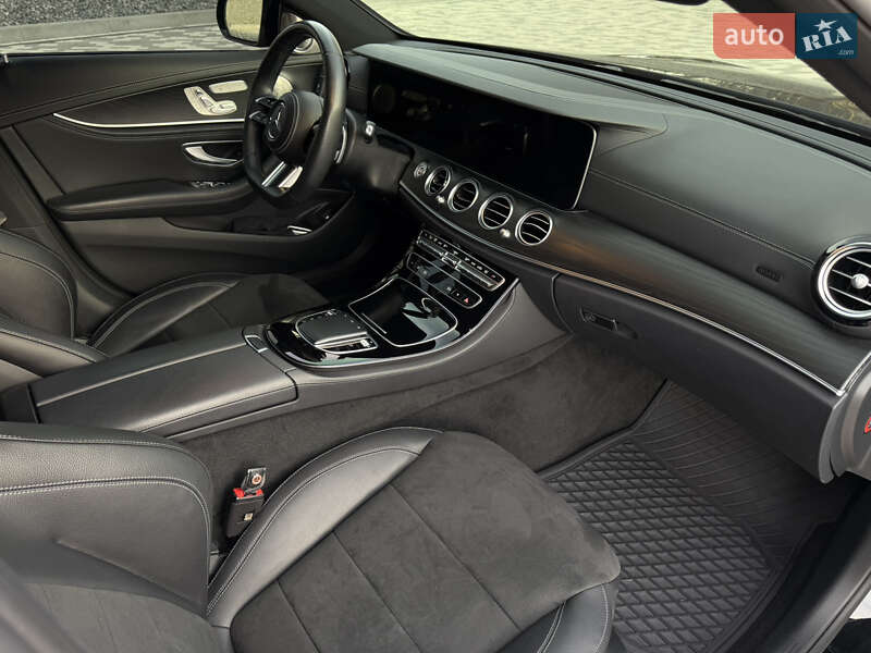 Седан Mercedes-Benz E-Class 2022 в Львові фото 26 Седан Mercedes-Benz E-Class 2022 в Львові