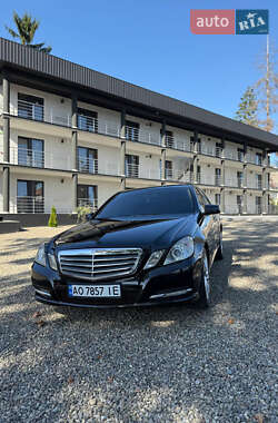 Седан Mercedes-Benz E-Class 2012 в Тячеве