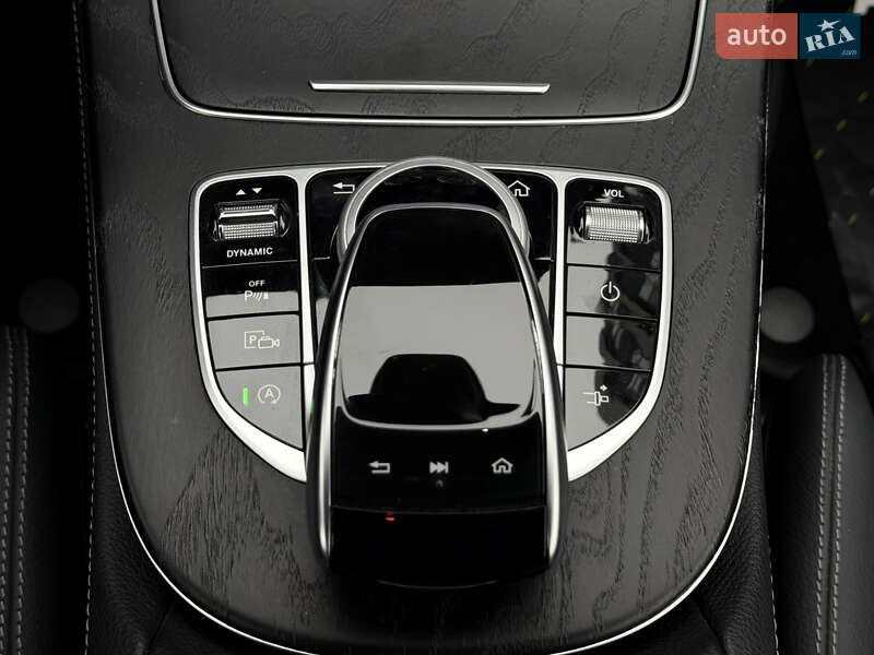 Купе Mercedes-Benz E-Class 2020 в Киеве фото 15 Купе Mercedes-Benz E-Class 2020 в Киеве