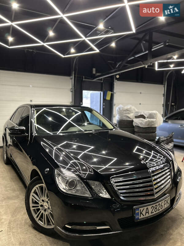 Седан Mercedes-Benz E-Class 2011 в Львові фото 2 Седан Mercedes-Benz E-Class 2011 в Львові