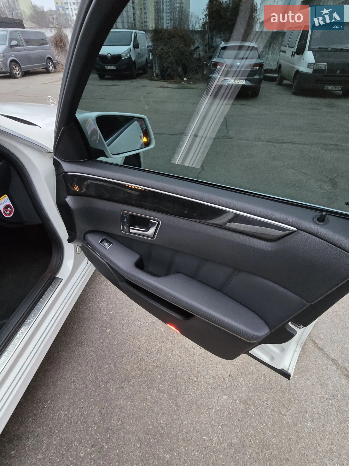 2011 Mercedes-Benz E-klasse - мініатюра 22