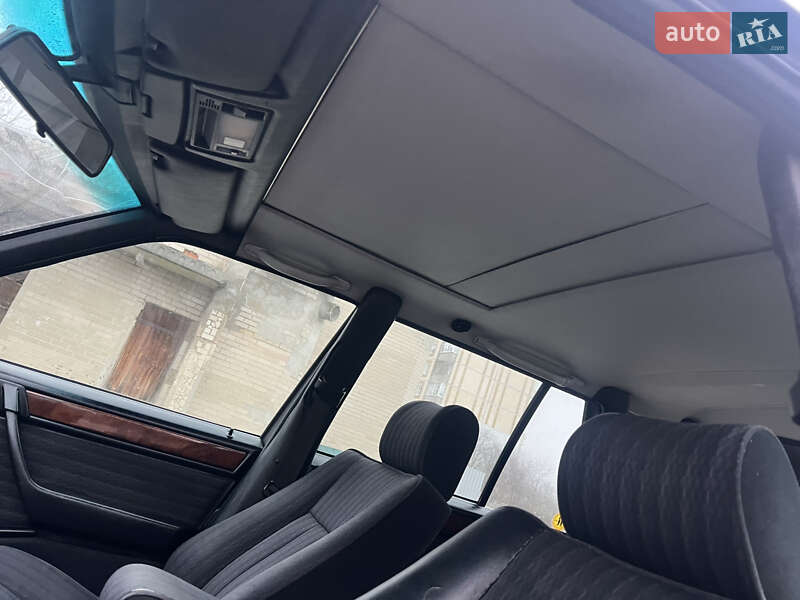 Універсал Mercedes-Benz E-Class 1993 в Богуславі