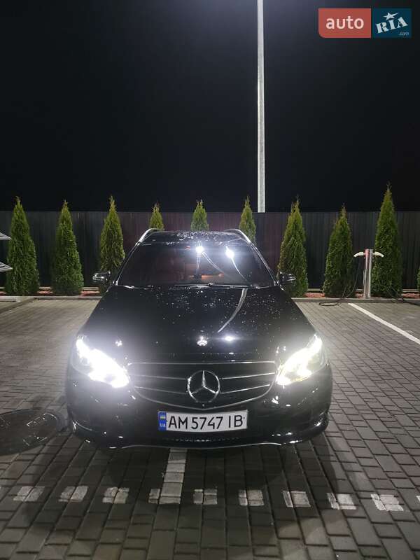 Універсал Mercedes-Benz E-Class 2014 в Звягелі