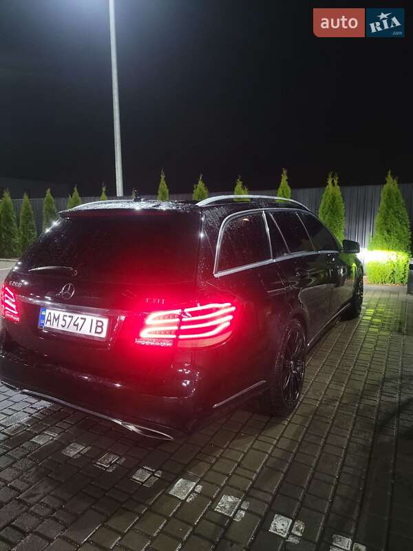Універсал Mercedes-Benz E-Class 2014 в Звягелі