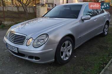 Седан Mercedes-Benz E-Class 2004 в Хотине