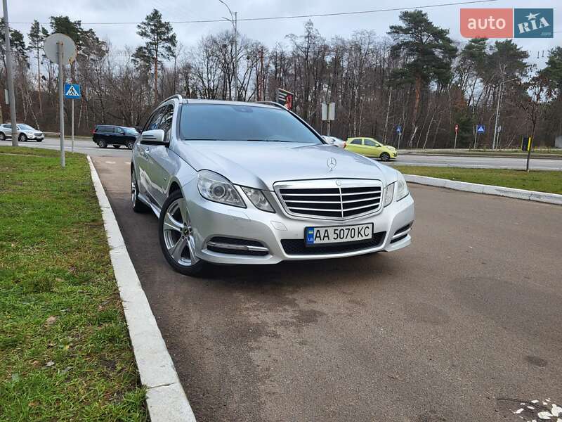 Універсал Mercedes-Benz E-Class 2011 в Києві фото 4 Універсал Mercedes-Benz E-Class 2011 в Києві