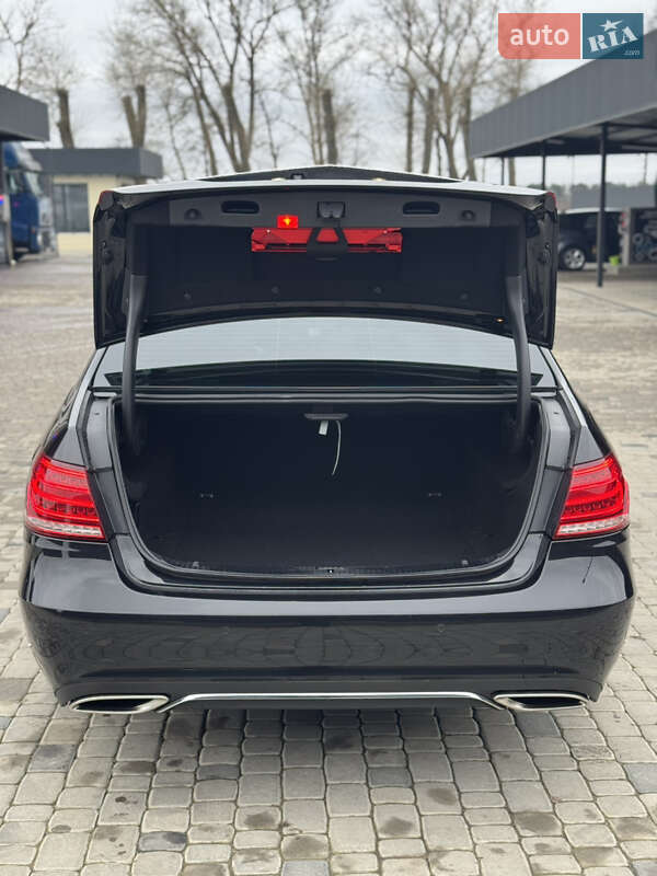 Седан Mercedes-Benz E-Class 2013 в Виннице
