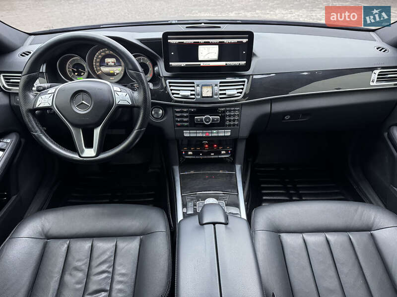 Седан Mercedes-Benz E-Class 2013 в Виннице