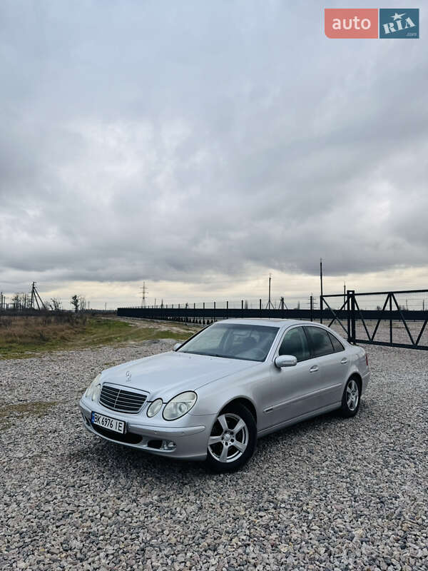 Mercedes-Benz E-Class 2003