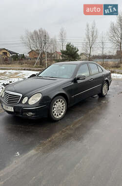 Седан Mercedes-Benz E-Class 2008 в Киеве