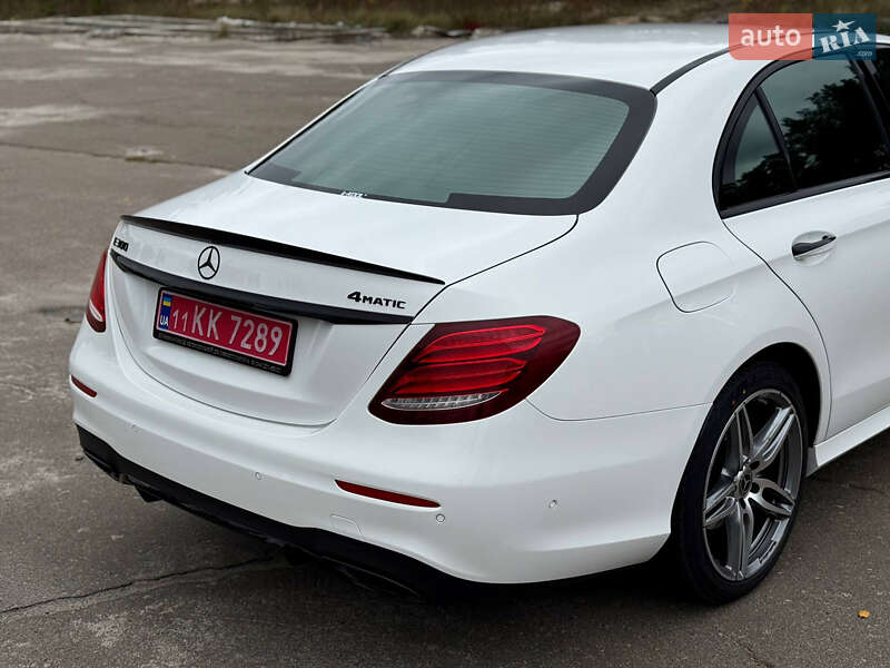 Седан Mercedes-Benz E-Class 2020 в Києві