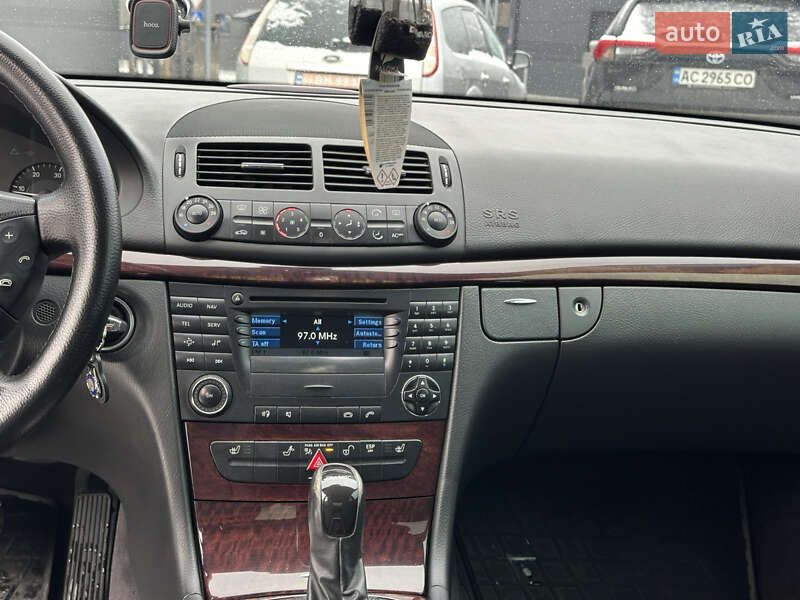 Седан Mercedes-Benz E-Class 2005 в Луцьку