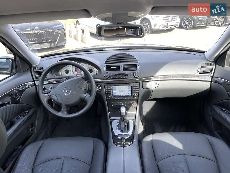 Седан Mercedes-Benz E-Class 2003 в Києві фото 27 Седан Mercedes-Benz E-Class 2003 в Києві